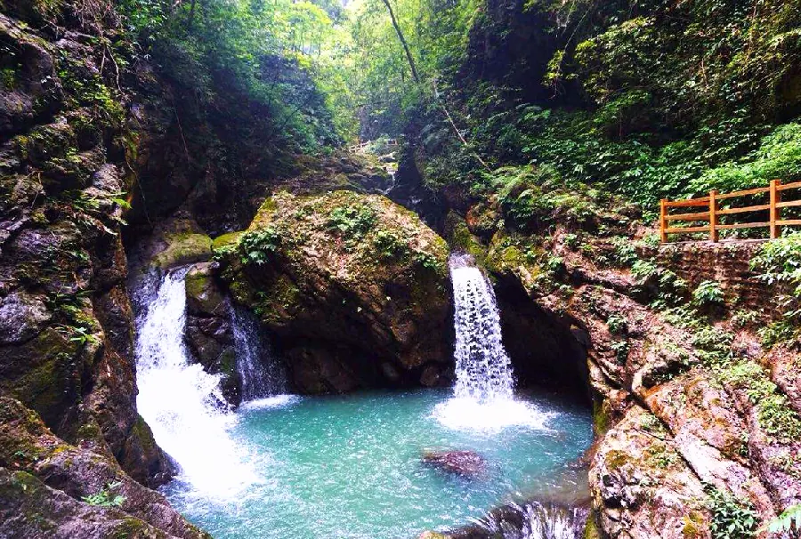 周边自驾游：山城风景在路上